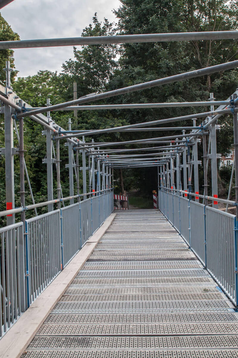 Projektbild Steg Weiherfeld